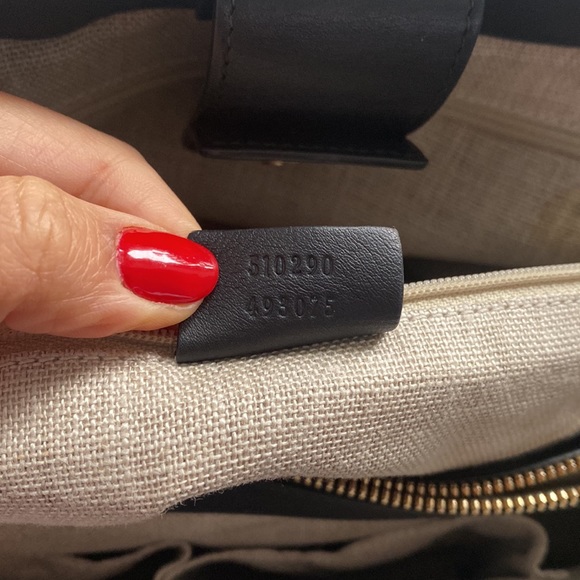 Gucci Guccissima Black Leather Tote Bag (Larger Size) - Picture 5 of 16